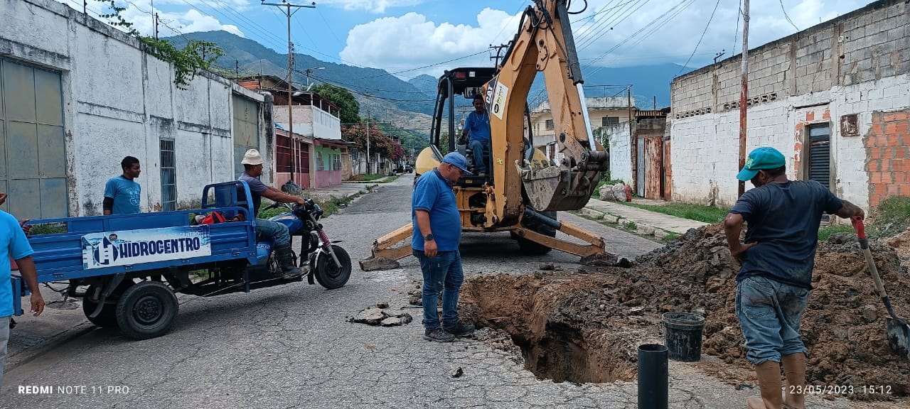 Hidrocentro sustituyó 24 metros de tubería de aguas servidas en Diego Ibarra