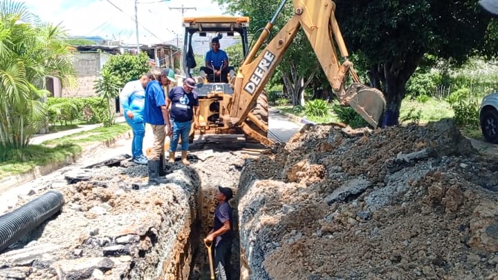 Hidrocentro sustituyó tubería de aguas servidas en el sector Francisco de Miranda en Aragua